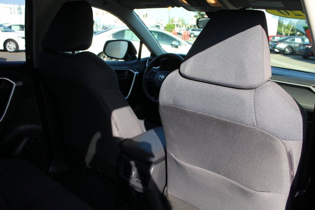 2020 Toyota RAV4 Hybrid LE