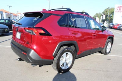 2020 Toyota RAV4 Hybrid LE