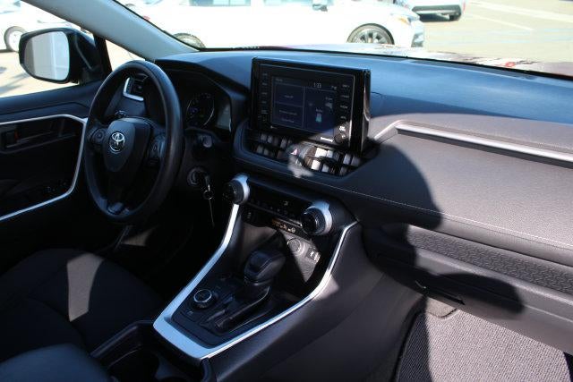 2020 Toyota RAV4 Hybrid LE