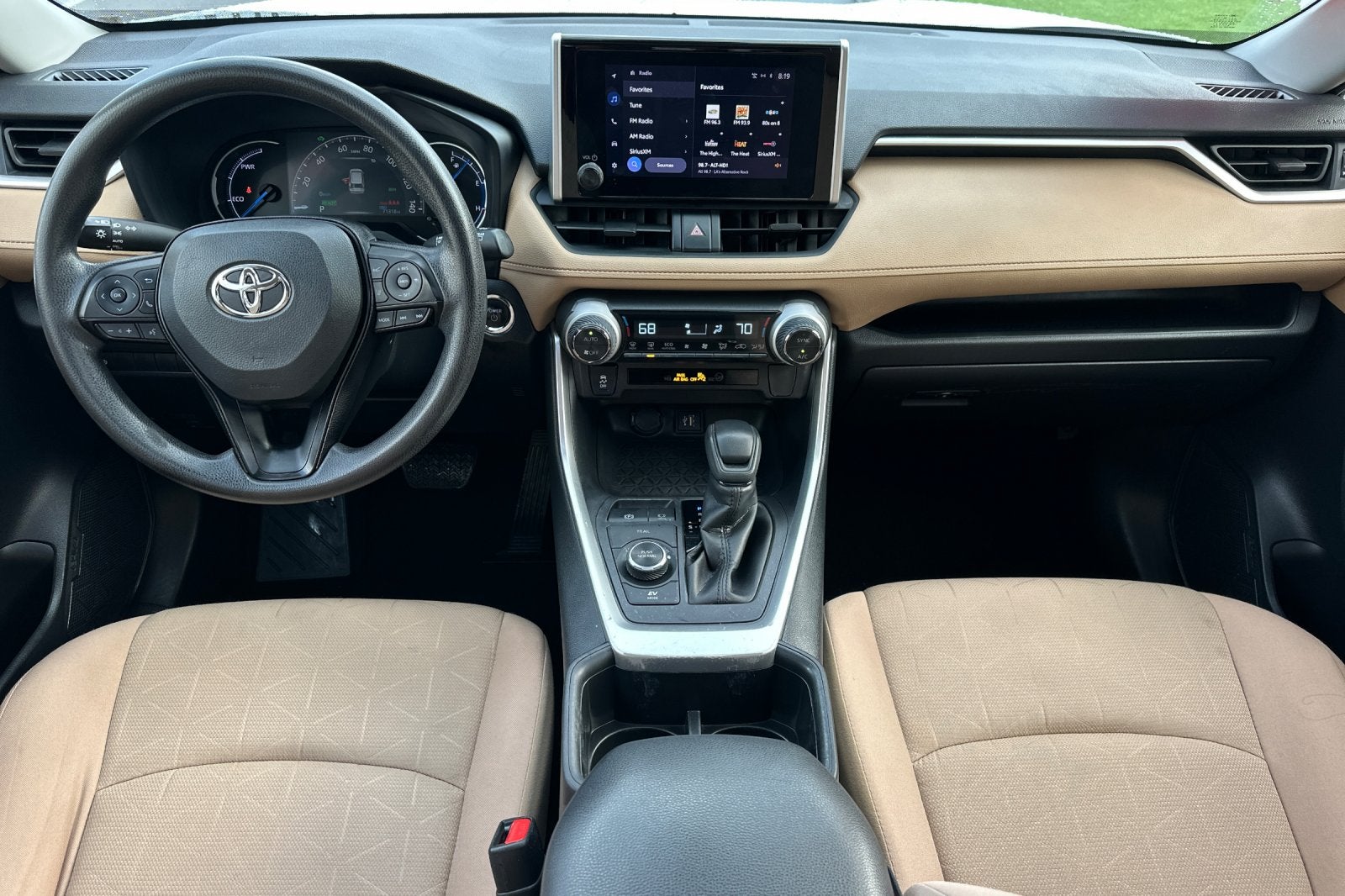 2023 Toyota RAV4 Hybrid XLE