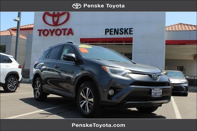2017 Toyota RAV4 XLE