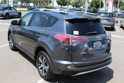 2017 Toyota RAV4 XLE