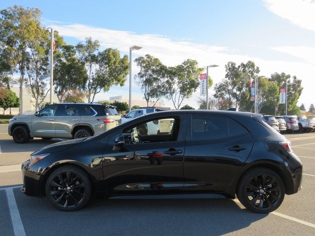 2022 Toyota COROLLA HATCHBACK SE Nightshade Edition