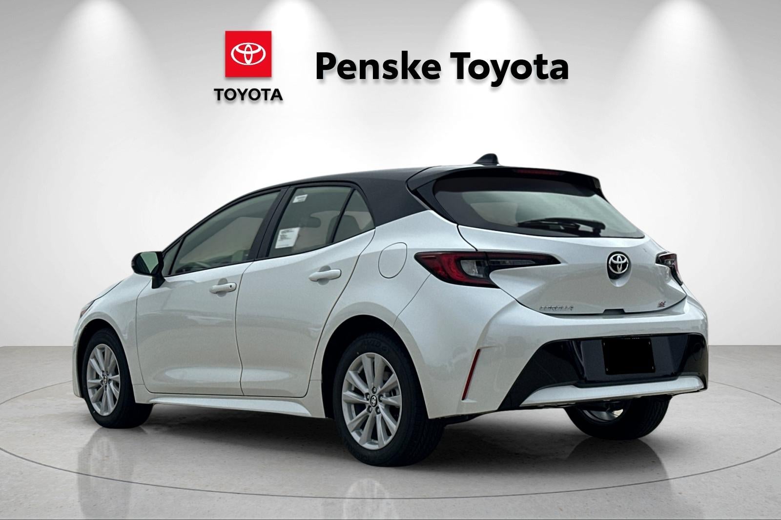 2027 Toyota Corolla Hatchback SE