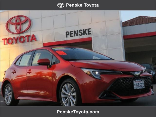 2023 Toyota COROLLA HATCHBACK SE