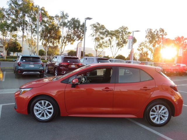 2023 Toyota COROLLA HATCHBACK SE