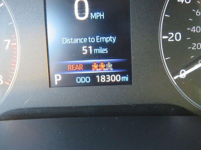 2023 Toyota COROLLA HATCHBACK SE