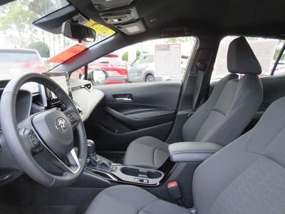 2025 Toyota COROLLA HATCHBACK SE