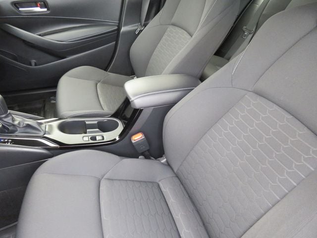 2025 Toyota COROLLA HATCHBACK SE