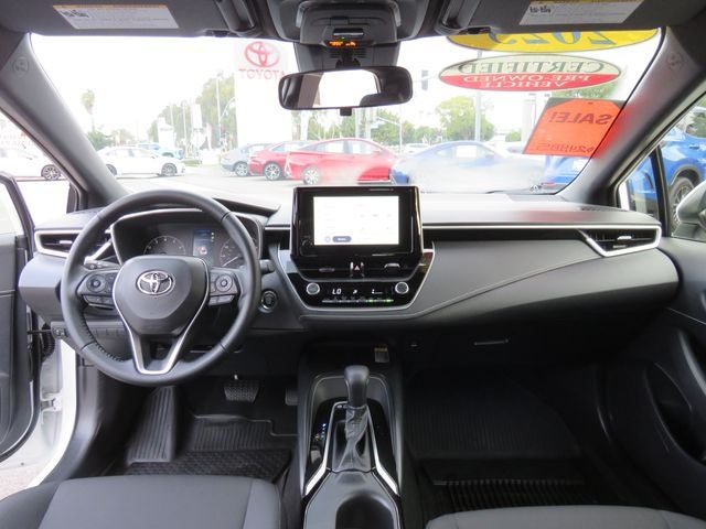 2025 Toyota COROLLA HATCHBACK SE