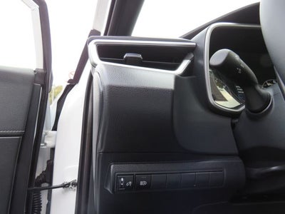 2025 Toyota COROLLA HATCHBACK SE