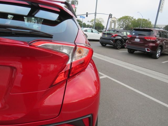 2021 Toyota C-HR XLE