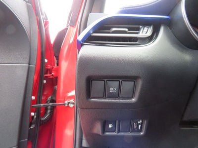 2021 Toyota C-HR XLE