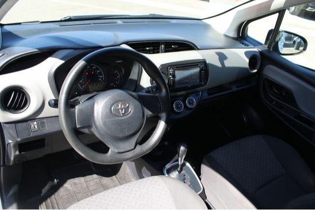 2016 Toyota Yaris L