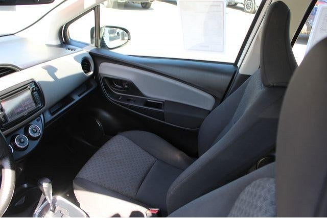 2016 Toyota Yaris L
