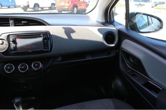 2016 Toyota Yaris L