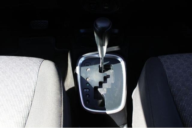 2016 Toyota Yaris L