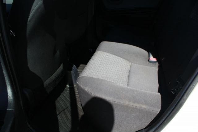 2016 Toyota Yaris L