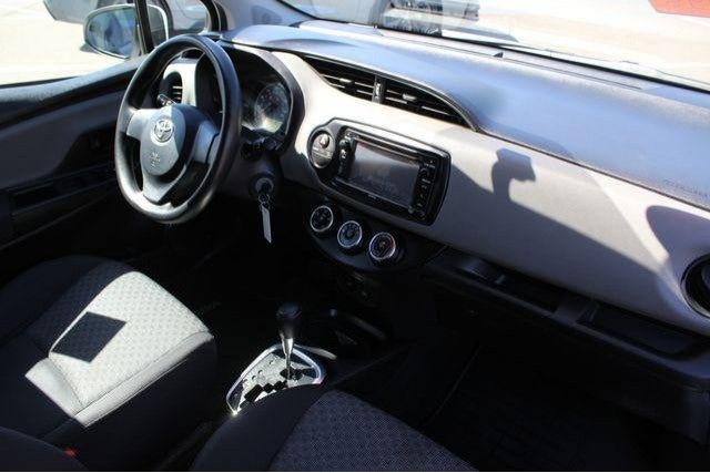 2016 Toyota Yaris L