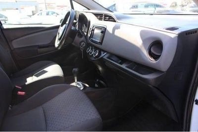 2016 Toyota Yaris L