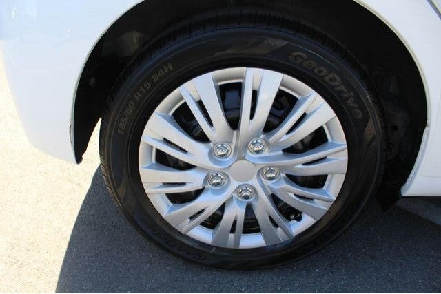 2016 Toyota Yaris L