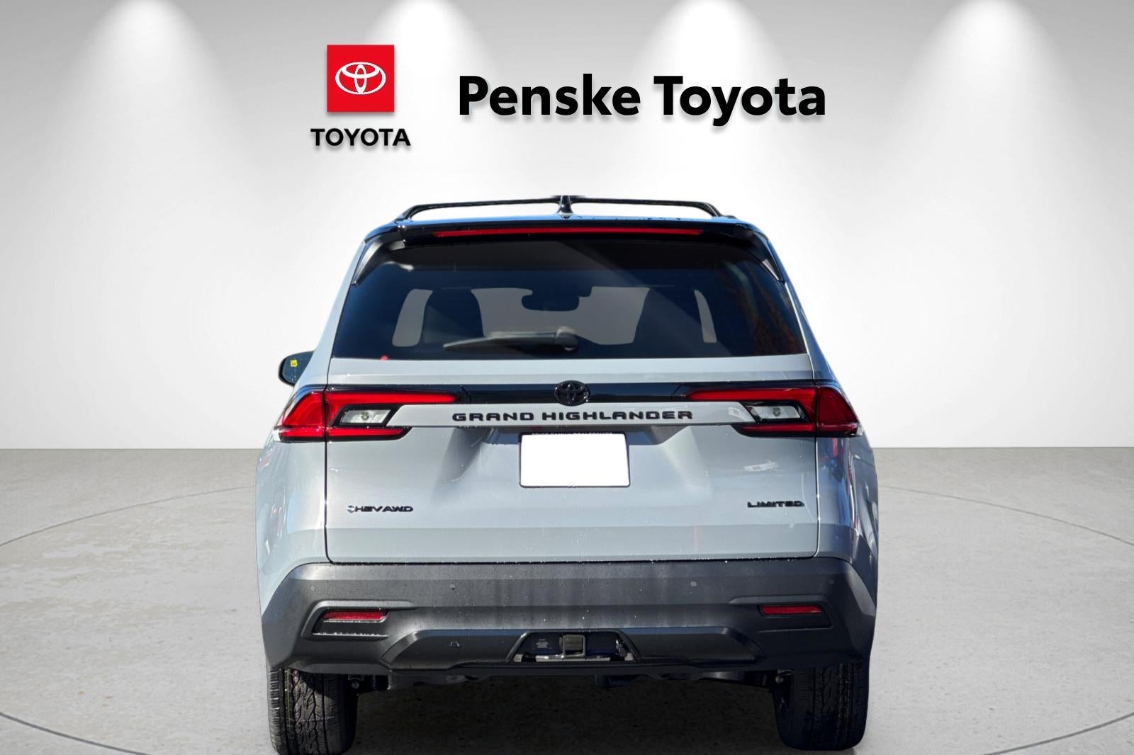 2026 Toyota Grand Highlander Hybrid Hybrid Nightshade