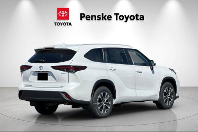 2026 Toyota Highlander Hybrid Hybrid XLE