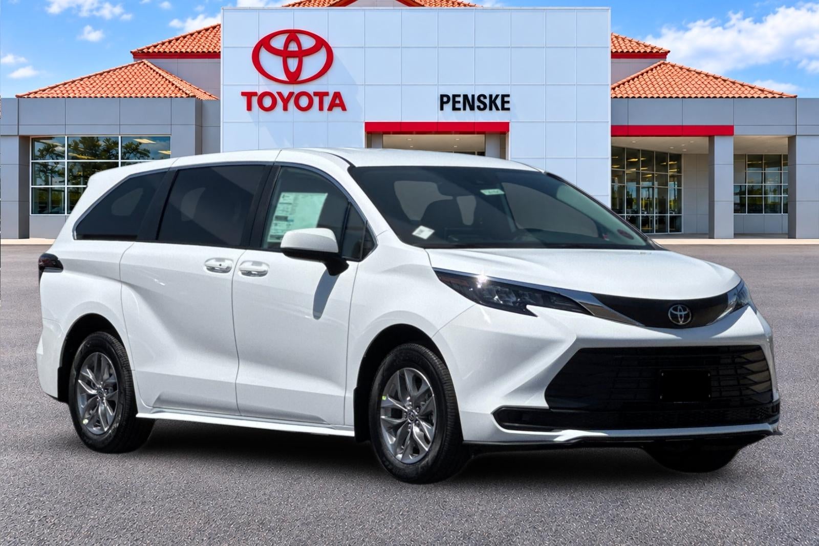 2026 Toyota Sienna LE