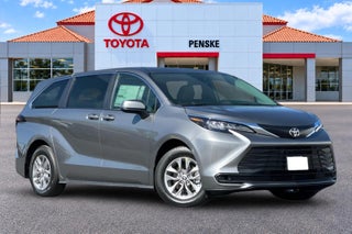 2026 Toyota Sienna LE