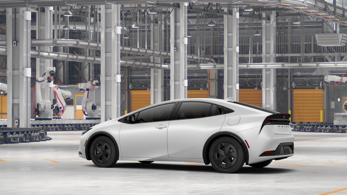2027 Toyota Prius LE